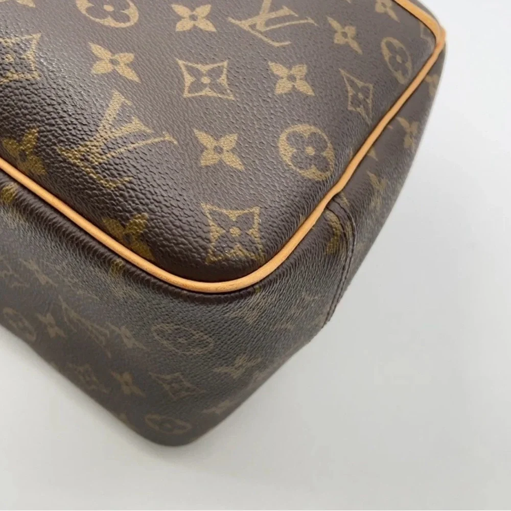 Auth Louis Vuitton Monogram Deauville Handbag W/DBag